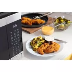 GE - 1.0 Cu. Ft. Convection Countertop Microwave With Air Fry - Black Stainless Steel 28 GE - 1.0 Cu. Ft. Convection Countertop Microwave With Air Fry - Black Stainless Steel -Appliance Shop 3f1e04f7 6e69 5075 928f d2020964fd4d