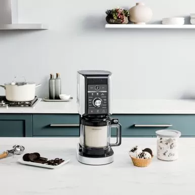 Ninja - CREAMi Deluxe 10-in-1 Ice Cream And Frozen Treat Maker - Silver 5 Ninja - CREAMi Deluxe 10-in-1 Ice Cream And Frozen Treat Maker - Silver - Image 3