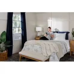 GE - 250 Sq. Ft. 6,000 BTU Window Air Conditioner With Remote - White -Appliance Shop 5021de68 5e0a 55d7 b245 ee294765ce70