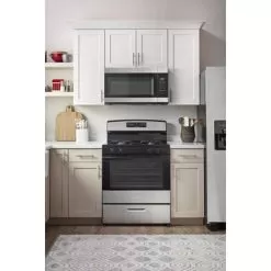 Amana - 5.1 Cu. Ft. Freestanding Gas Range With Bake Assist Temps - Stainless Steel -Appliance Shop 7604ad88 9a39 5fa8 b634 4a2bbeb83308