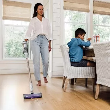 Shark - Detect Pro Auto-Empty System, Cordless Vacuum With QuadClean Multi-Surface Brushroll, HEPA Filter & 60-Minute Runtime - White/Beats Brass 9 Shark - Detect Pro Auto-Empty System, Cordless Vacuum With QuadClean Multi-Surface Brushroll, HEPA Filter & 60-Minute Runtime - White/Beats Brass - Image 7