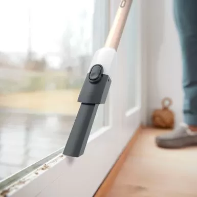 Shark - Detect Pro Auto-Empty System, Cordless Vacuum With QuadClean Multi-Surface Brushroll, HEPA Filter & 60-Minute Runtime - White/Beats Brass 7 Shark - Detect Pro Auto-Empty System, Cordless Vacuum With QuadClean Multi-Surface Brushroll, HEPA Filter & 60-Minute Runtime - White/Beats Brass - Image 5