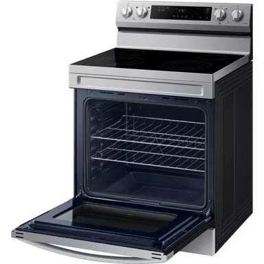 Samsung - 6.3 Cu. Ft. Freestanding Electric Range With WiFi And Steam Clean - Stainless Steel 6 Samsung - 6.3 Cu. Ft. Freestanding Electric Range With WiFi And Steam Clean - Stainless Steel - Image 4