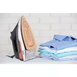 Conair - ExtremeSteam Steam Iron - White/Silver/Black -Appliance Shop d021fa6e c20b 50f1 a22c cff82a81d2f6