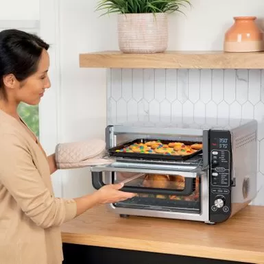 Ninja - 12-in-1 Smart Double Oven, FlexDoor, Smart Thermometer, Smart Finish, Rapid Top Oven, Convection & Air Fry Bottom Oven - Stainless Steel/Black 4 Ninja - 12-in-1 Smart Double Oven, FlexDoor, Smart Thermometer, Smart Finish, Rapid Top Oven, Convection & Air Fry Bottom Oven - Stainless Steel/Black - Image 2